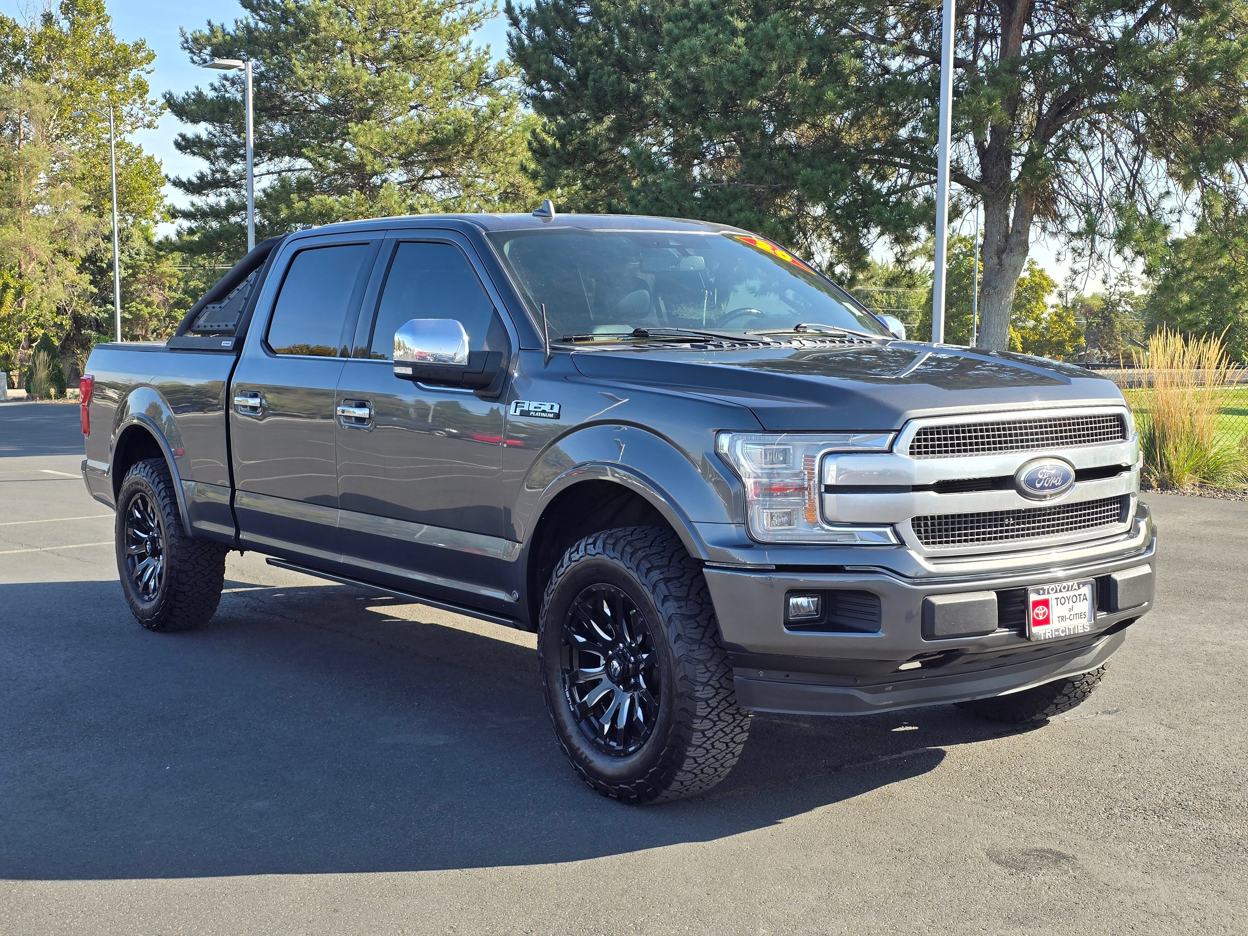 Used 2020 Ford F150 Platinum w/ Technology Package AWD/4WD image 4
