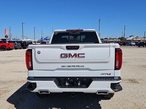 New 2026 GMC Sierra 1500 AT4 w/ AT4 Premium Package AWD/4WD image 4