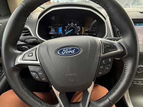 Used 2019 Ford Edge SEL w/ Equipment Group 201A image 11