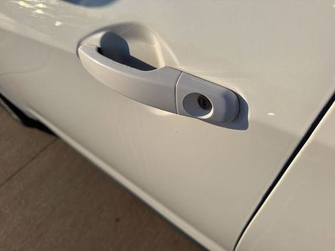 Used 2013 Chevrolet Equinox LS image 11