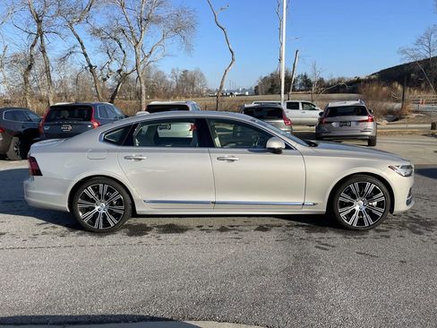 Used 2024 Volvo S90 B6 Ultimate w/ Protection Package Premier image 29