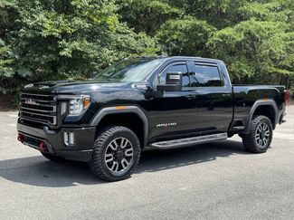 Used 2020 GMC Sierra 2500 AT4 image 1