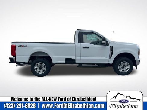 New 2025 Ford F350 XLT image 2