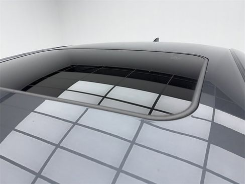 Used 2022 Lexus IS 350 F Sport image 12