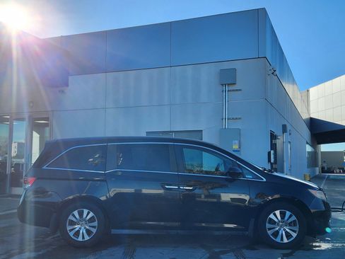 Used 2015 Honda Odyssey EX image 8