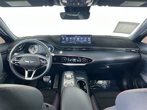 Used 2022 Genesis GV70 2.5T w/ Sport Prestige Package image 21