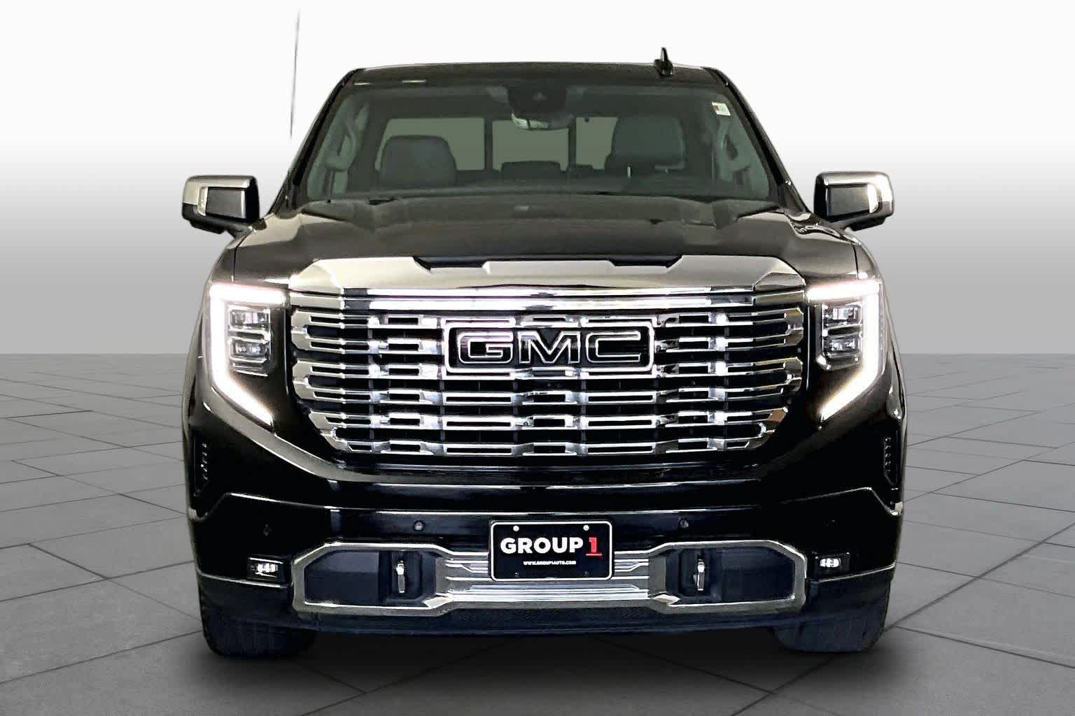Used 2024 GMC Sierra 1500 Denali w/ Denali Reserve Package RWD image 4