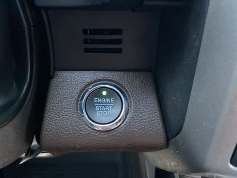 Used 2021 Ford F250 King Ranch w/ Chrome Package image 23