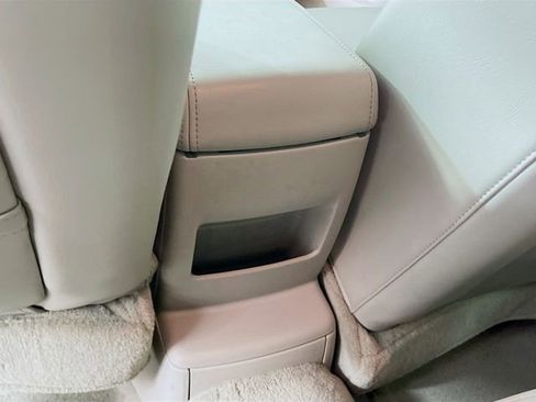 Used 2011 Chevrolet Impala LT w/ Luxury Edition Package FWD image 25