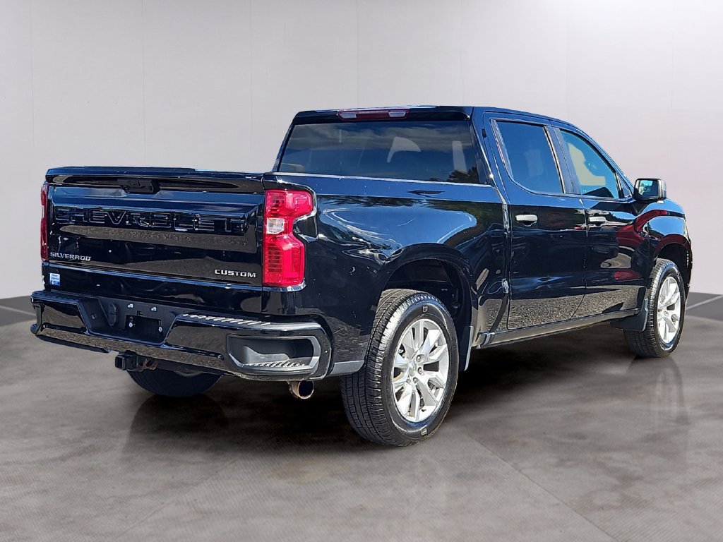 Used 2022 Chevrolet Silverado 1500 Custom AWD/4WD image 4