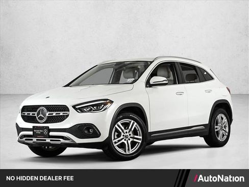 Used 2023 Mercedes-Benz GLA 250 4MATIC image 1