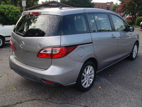 Used 2012 MAZDA MAZDA5 Sport image 2