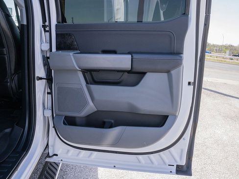 Used 2021 Ford F150 XLT w/ Equipment Group 302A High image 13