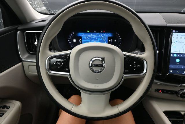 Used 2024 Volvo XC60 B5 Core AWD/4WD image 22