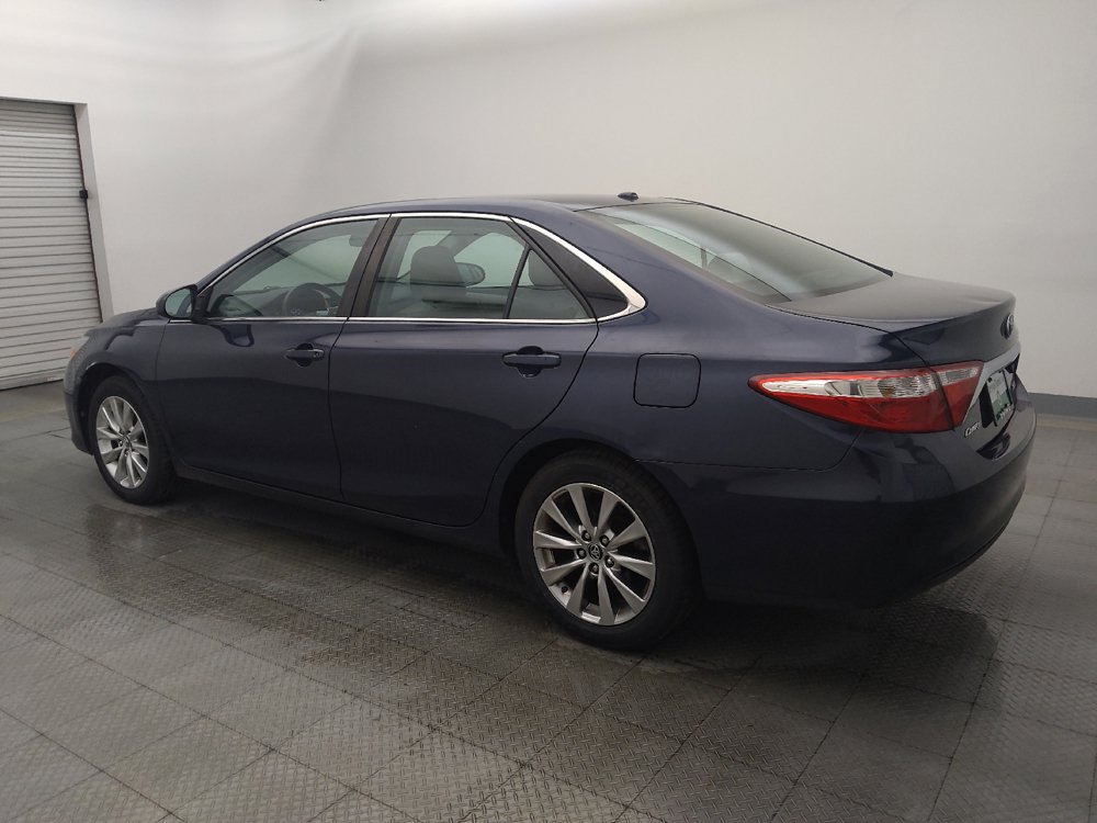 Used 2015 Toyota Camry XLE FWD image 3