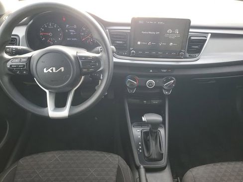 Used 2022 Kia Rio S image 11
