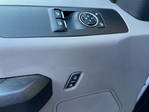 Used 2020 Ford F550 2WD Regular Cab Super Duty image 12