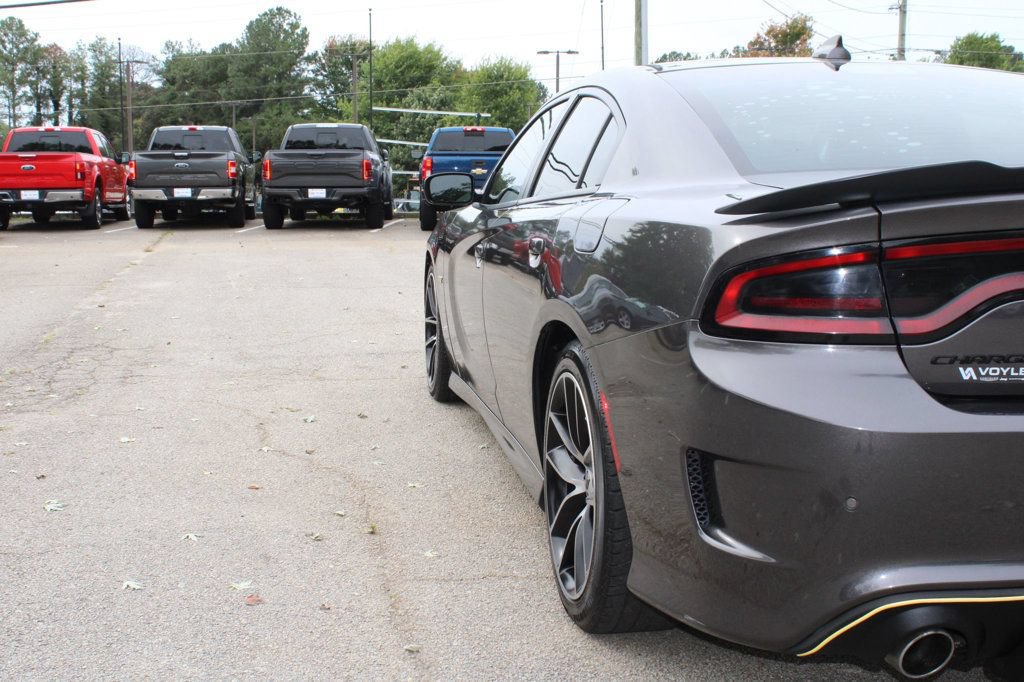 Used 2017 Dodge Charger R/T Scat Pack RWD image 41