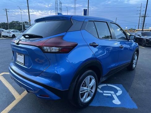 Used 2021 Nissan Kicks S FWD image 5