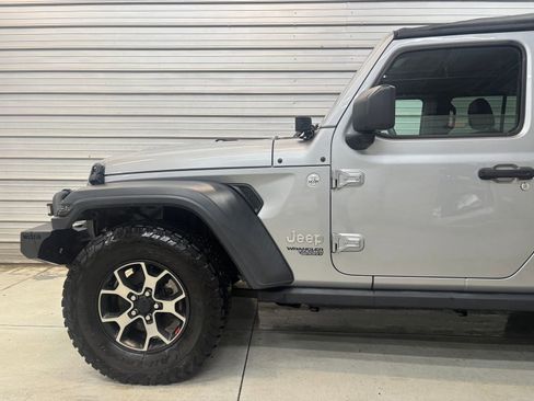 Used 2018 Jeep Wrangler Unlimited Sport S image 4