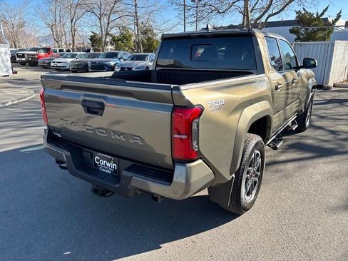 Used 2024 Toyota Tacoma TRD Sport image 6