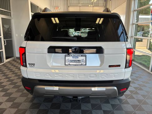 Used 2026 Honda Passport TrailSport Elite image 5