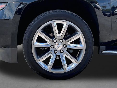Used 2019 Chevrolet Tahoe Premier AWD/4WD image 8