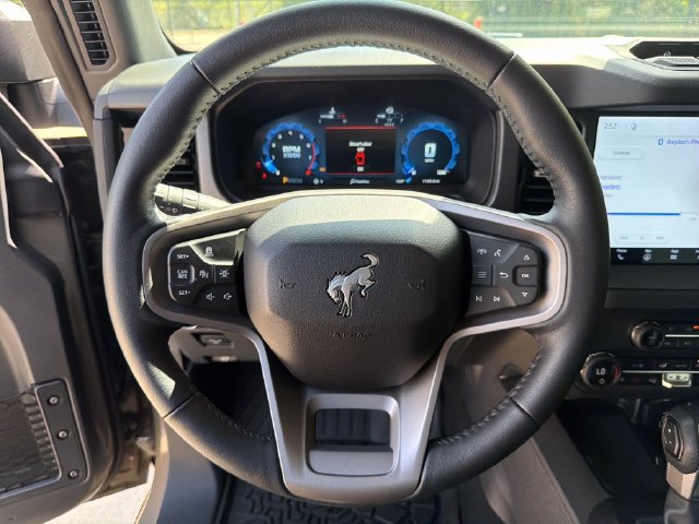 Used 2026 Ford Bronco Badlands AWD/4WD image 17