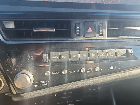 Used 2022 Lexus ES 350 F Sport image 16