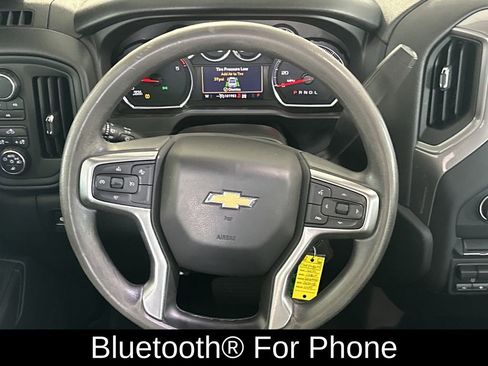 Used 2021 Chevrolet Silverado 2500 Custom w/ Custom Value Package image 16