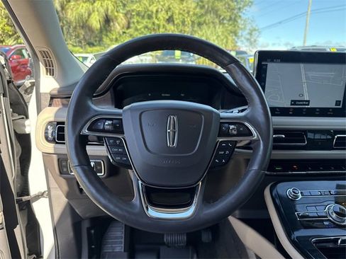 Certified 2023 Lincoln Nautilus Reserve image 36