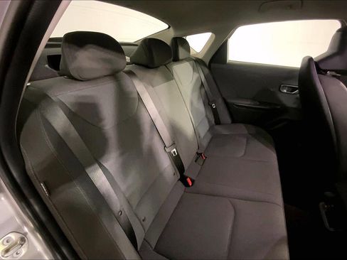 Used 2025 Kia K4 FWD image 23