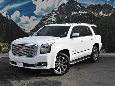 Used 2016 GMC Yukon Denali w/ Open Road Package image 6