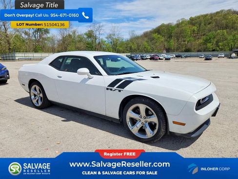 Used 2013 Dodge Challenger R/T RWD image 5