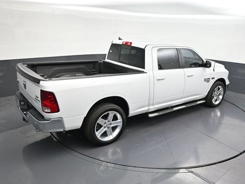 Used 2019 RAM 1500 Big Horn AWD/4WD image 18