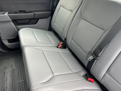 New 2026 Ford F250 XL w/ XL Chrome Package image 11