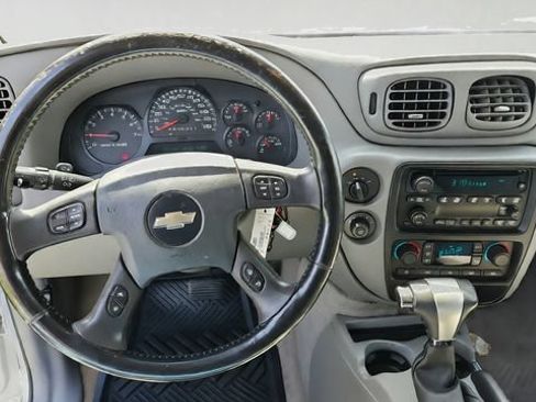 Used 2007 Chevrolet TrailBlazer LT AWD/4WD image 13