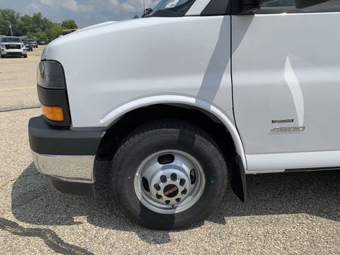 New 2024 GMC Savana 4500 w/ Power Convenience Package image 16