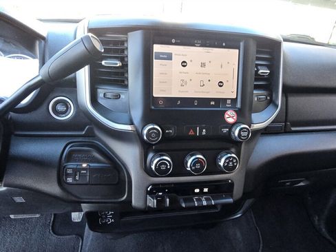 Used 2024 RAM 3500 Big Horn image 24