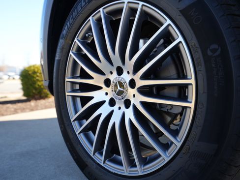 New 2026 Mercedes-Benz GLC 300 4MATIC image 12