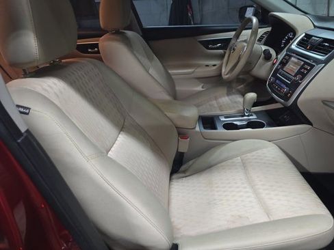 Used 2016 Nissan Altima 2.5 SV image 10