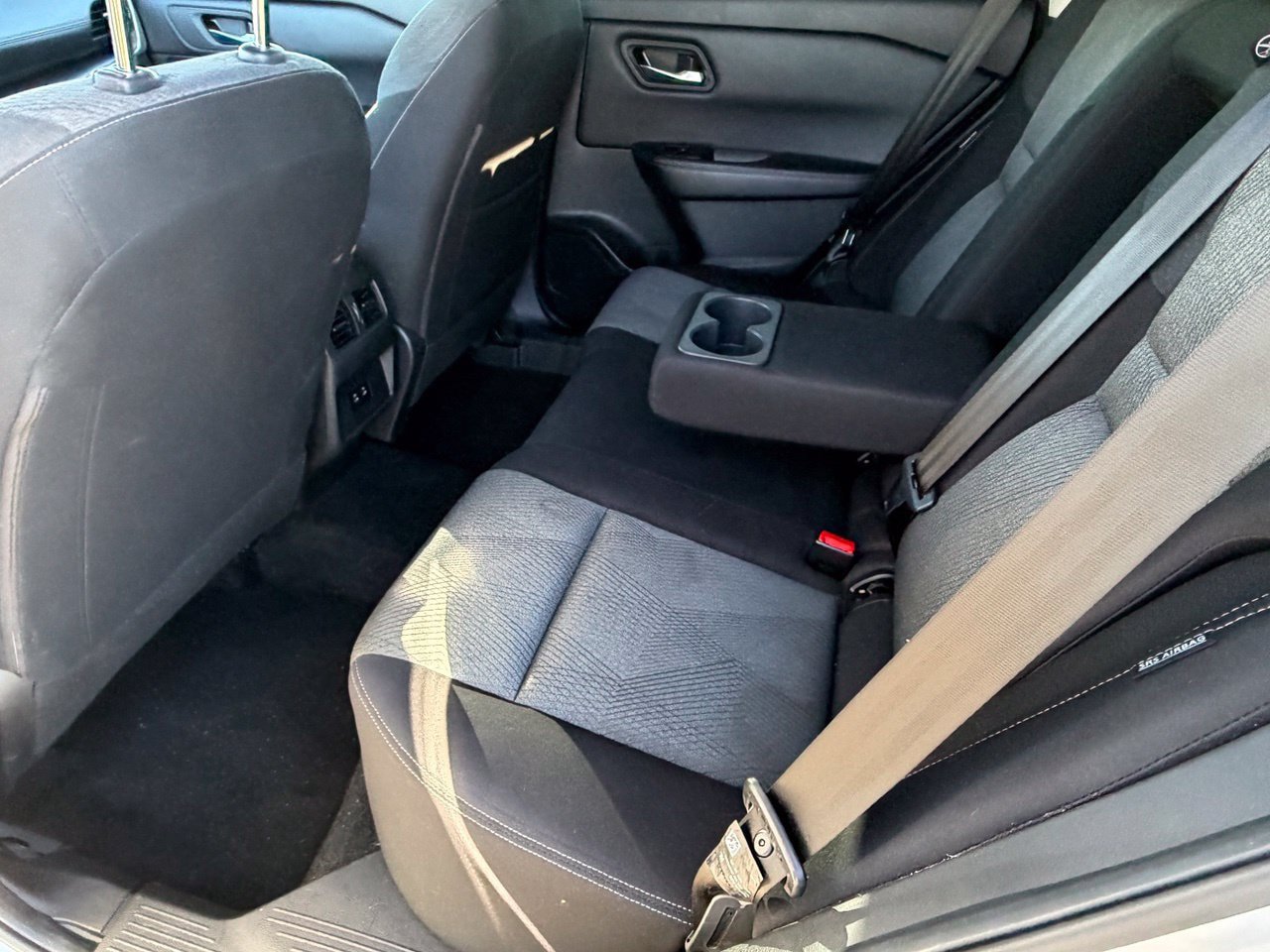 Certified 2025 Nissan Rogue SV FWD image 21