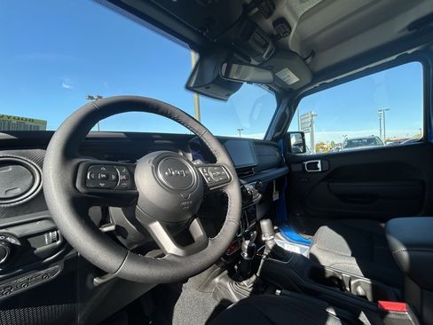 New 2026 Jeep Gladiator Rubicon image 14