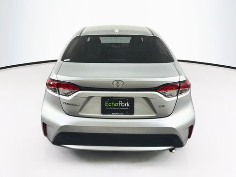 Used 2022 Toyota Corolla LE FWD image 7