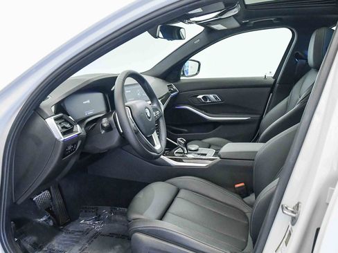 Certified 2022 BMW 330i Sedan w/ Convenience Package image 17