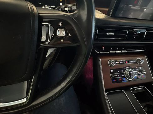 Used 2020 Lincoln Aviator Reserve w/ Equipment Group 202A AWD/4WD image 31