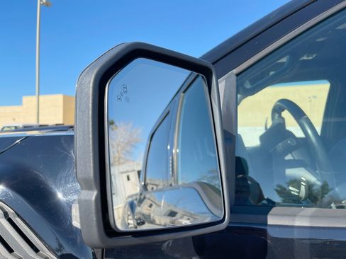 Used 2017 Ford F150 Raptor w/ Equipment Group 802A Luxury image 17