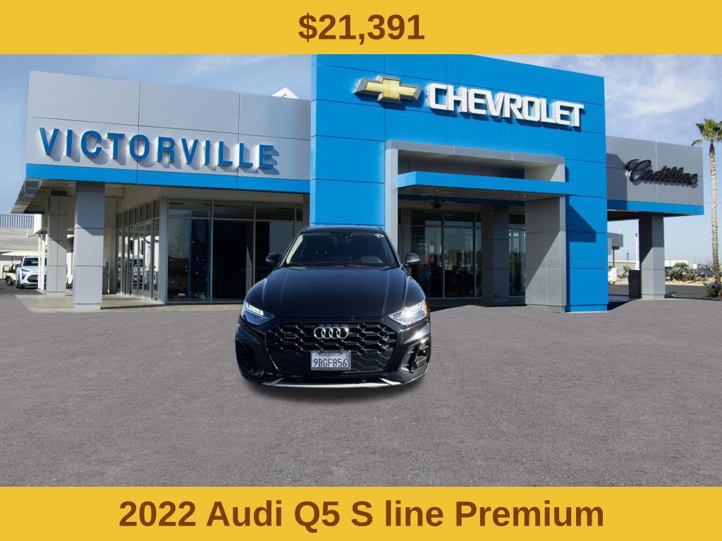 Used 2022 Audi Q5 2.0T Premium w/ Convenience Package AWD/4WD image 2