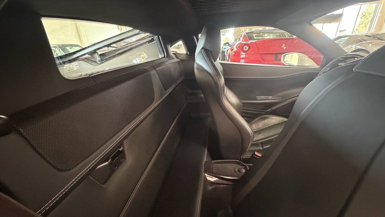 Used 2012 Ferrari 458 Italia Coupe RWD image 21
