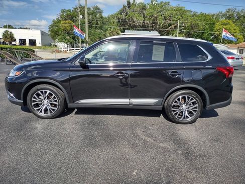 Used 2018 Mitsubishi Outlander SEL AWD/4WD image 6